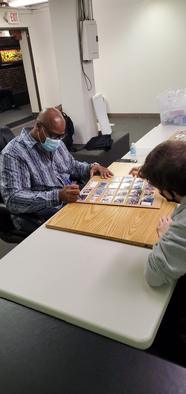 [Sportsgraphing.com] Frank "Big Hurt" Thomas Private Signing