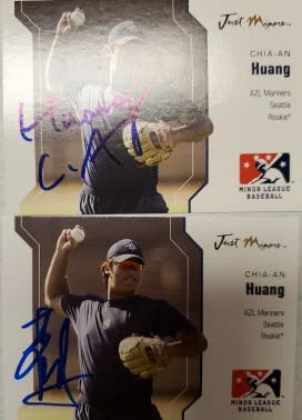 [Sportsgraphing.com] SIGNING COMPLETE - Chia-An Huang 2006 Just Autographs #28